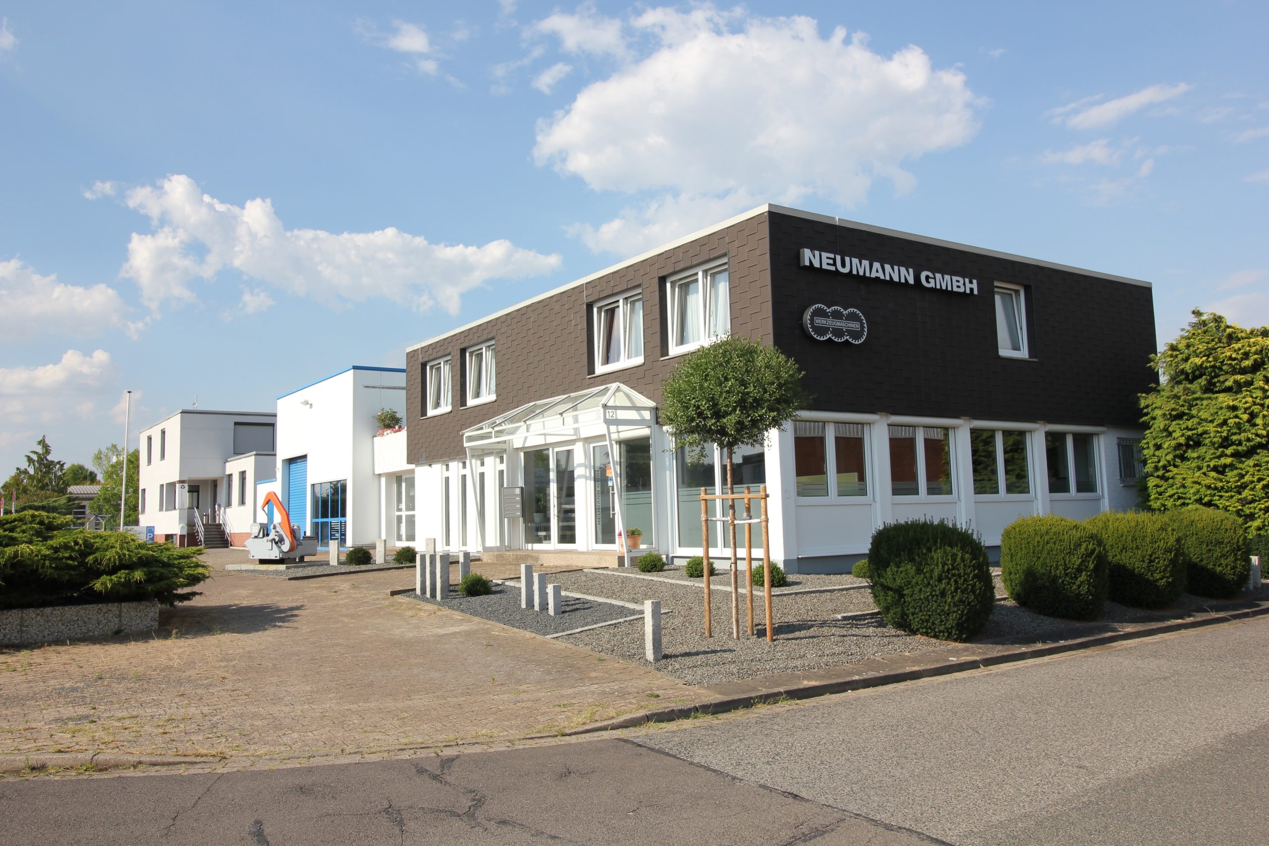 Industrie und Fachhandel Neumann GmbH